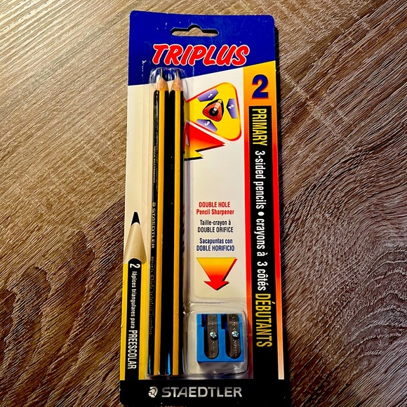 Double pack - Triplus 3 sided pencils with sharpener - Picture 2 of 3